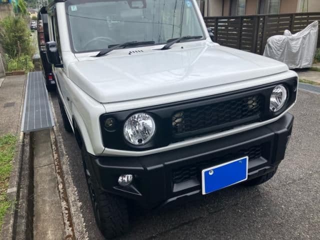 Car image 1