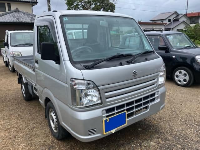 SUZUKI