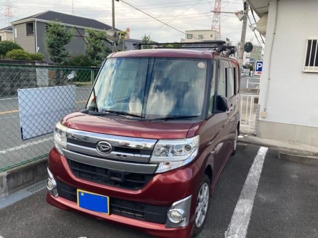 Car image 1