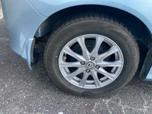 Car thumbnail 4