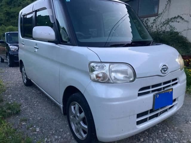 Car thumbnail 3