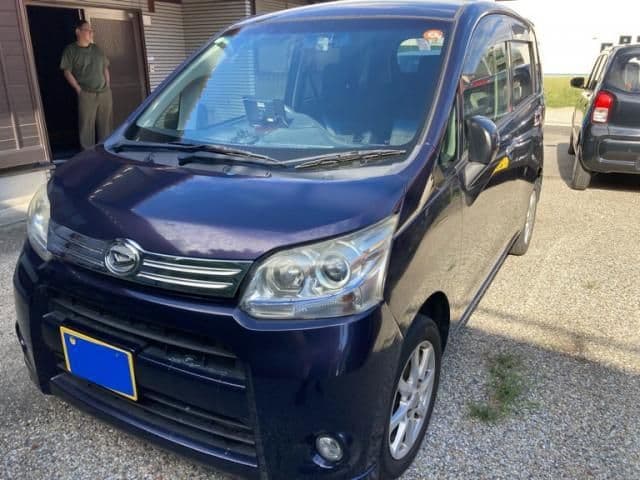 DAIHATSU MOVE CUSTOM