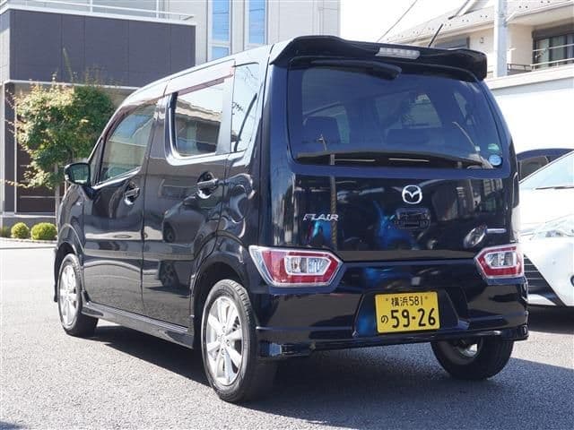 Car thumbnail 4