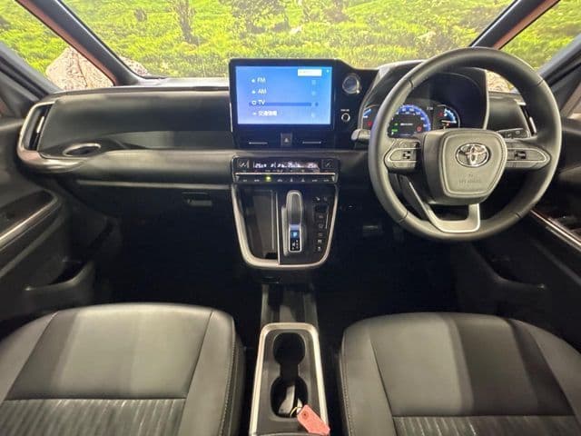 Car thumbnail 2