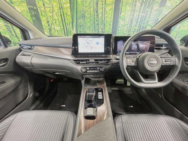NISSAN