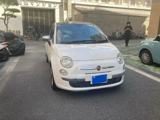 Car image 1