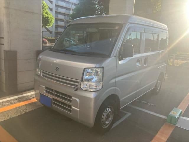 SUZUKI