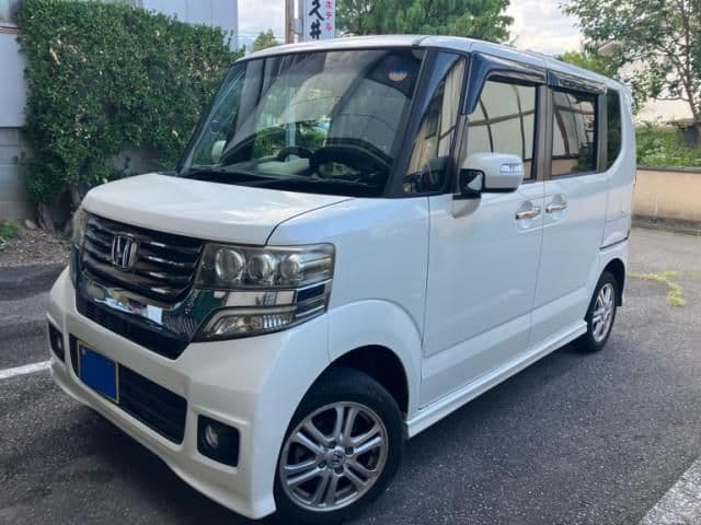 Car image 1