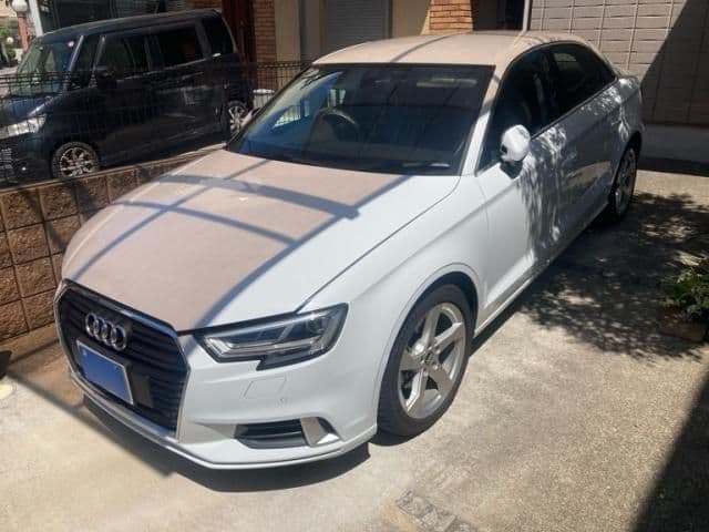AUDI