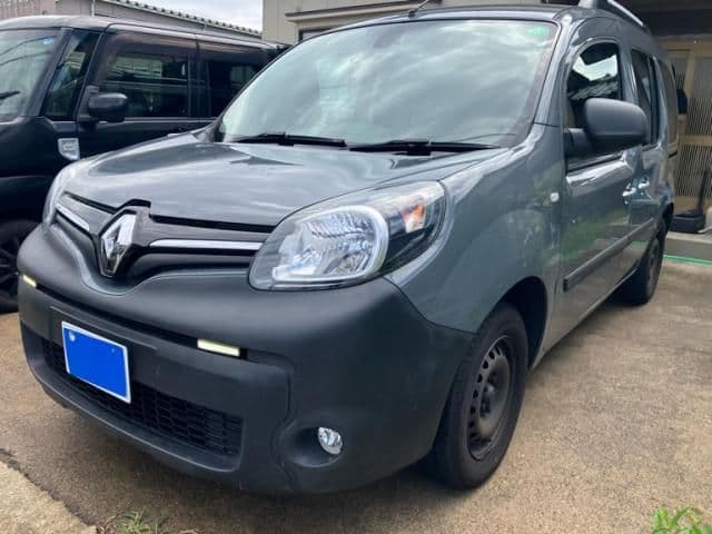 RENAULT