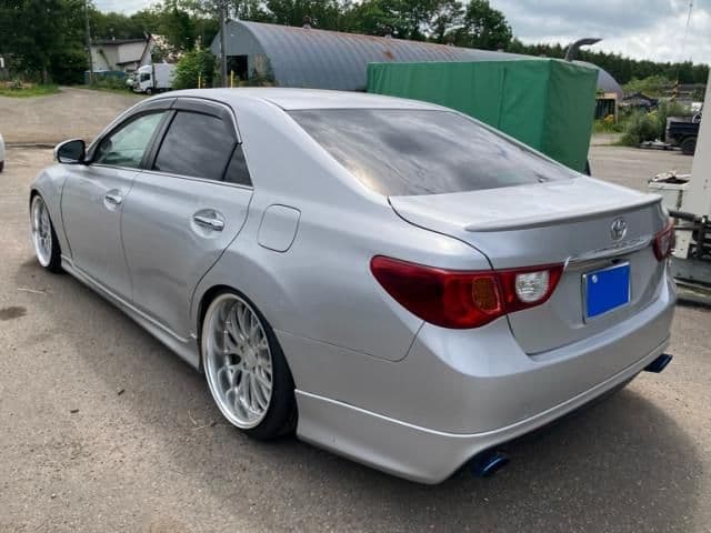 Car thumbnail 4