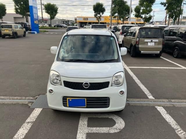 NISSAN