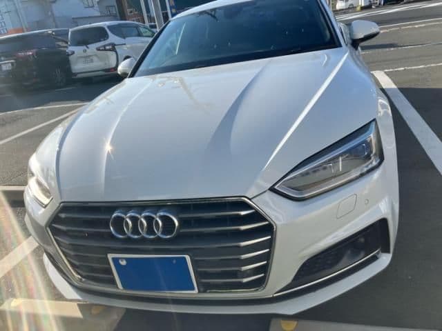 AUDI