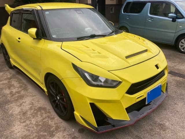 SUZUKI SWIFT