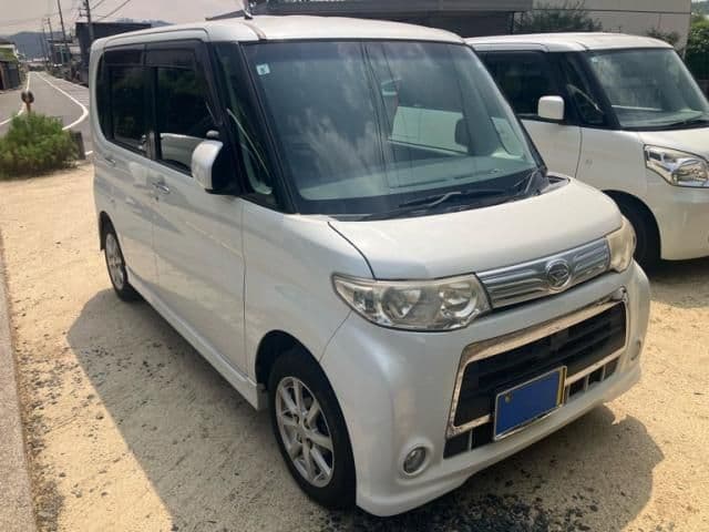 DAIHATSU TANTO CUSTOM