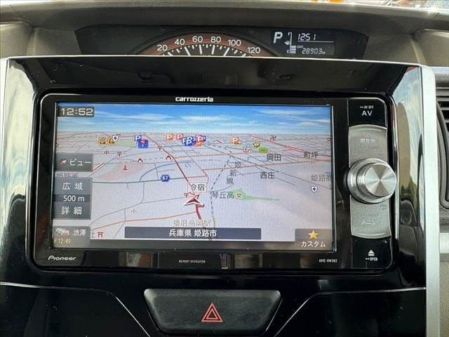 Car thumbnail 3