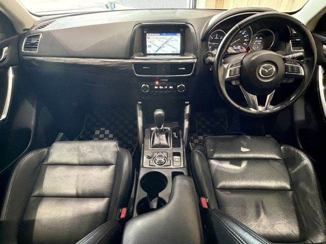 Car thumbnail 3