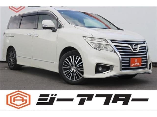 NISSAN ELGRAND