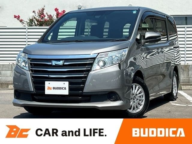 TOYOTA NOAH HYBRID