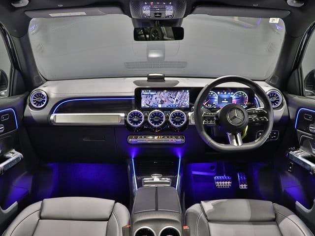 MERCEDES BENZ