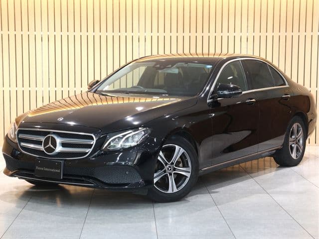MERCEDES BENZ MERCEDES BENZ E class sedan
