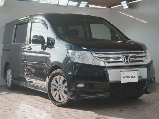 HONDA STEPWAGON SPADA