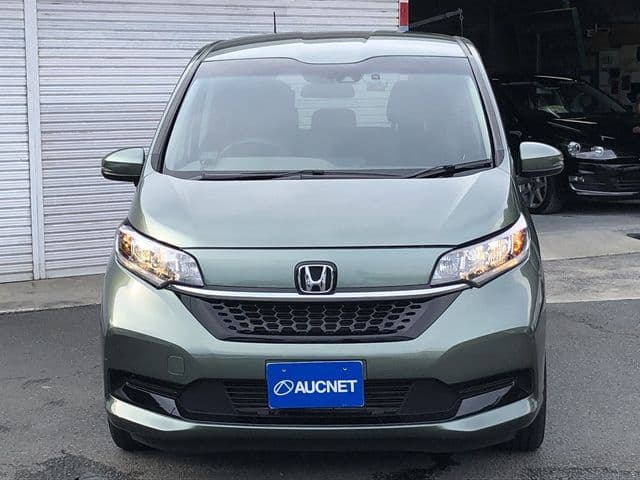 Car thumbnail 4