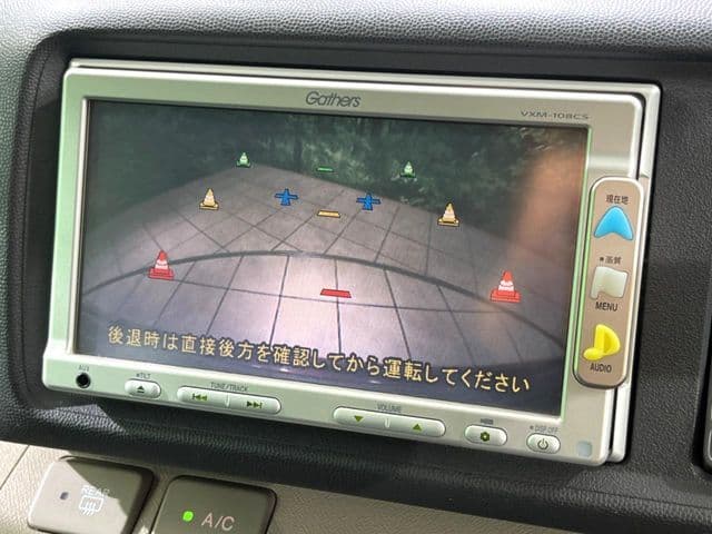 Car thumbnail 4