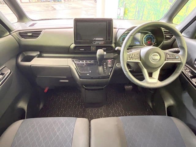 NISSAN