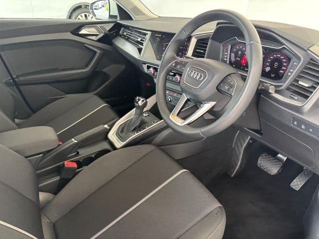 AUDI