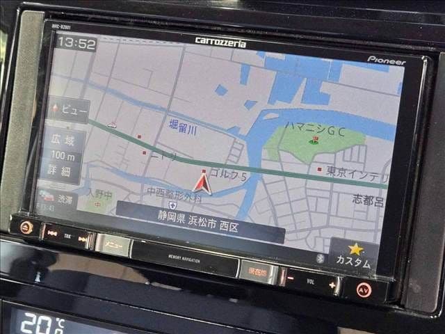 Car thumbnail 3