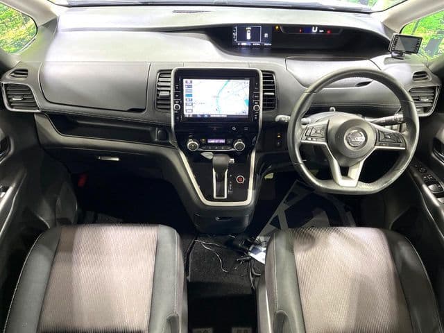 NISSAN
