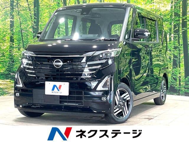 NISSAN ROOX