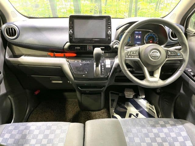 NISSAN