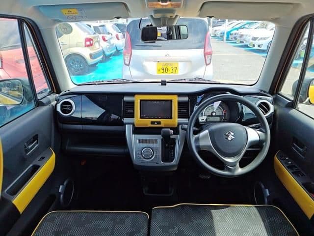 Car thumbnail 3