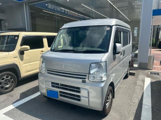 SUZUKI