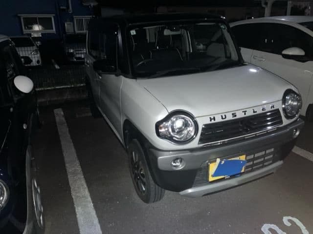 Car thumbnail 3