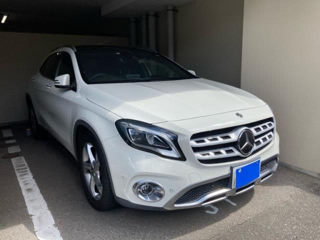 MERCEDES BENZ