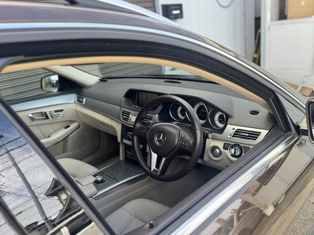 MERCEDES BENZ