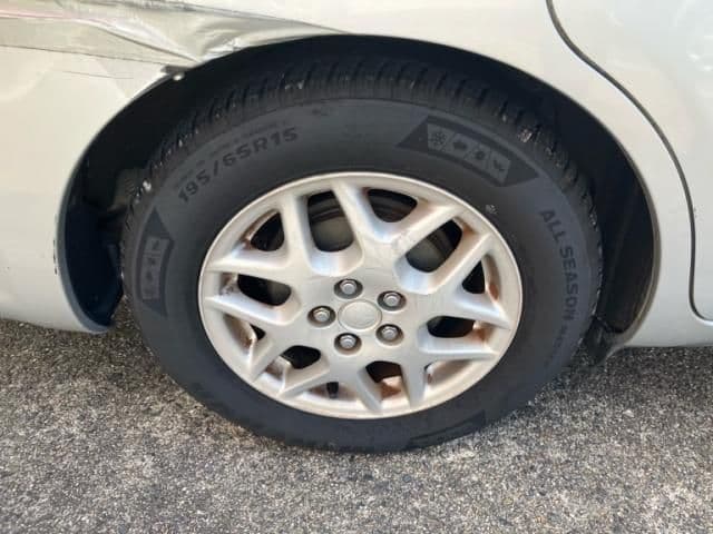 Car thumbnail 4
