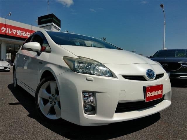 Car thumbnail 3