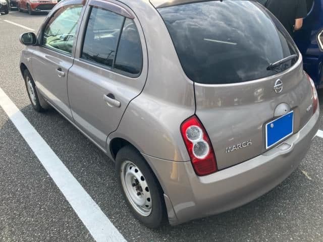 Car thumbnail 3