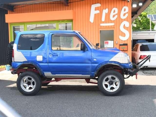 Car thumbnail 4