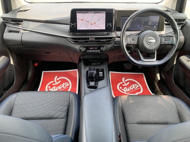 NISSAN