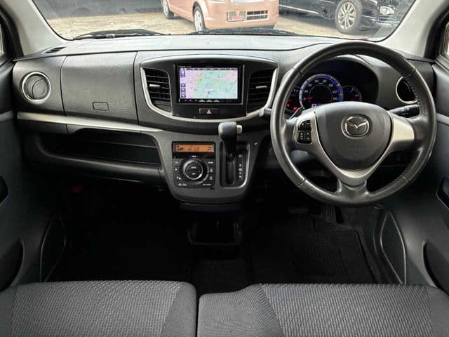 Car thumbnail 2