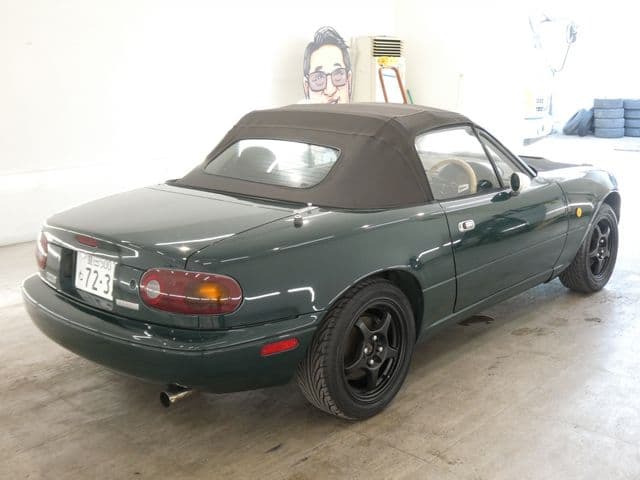 Car thumbnail 4