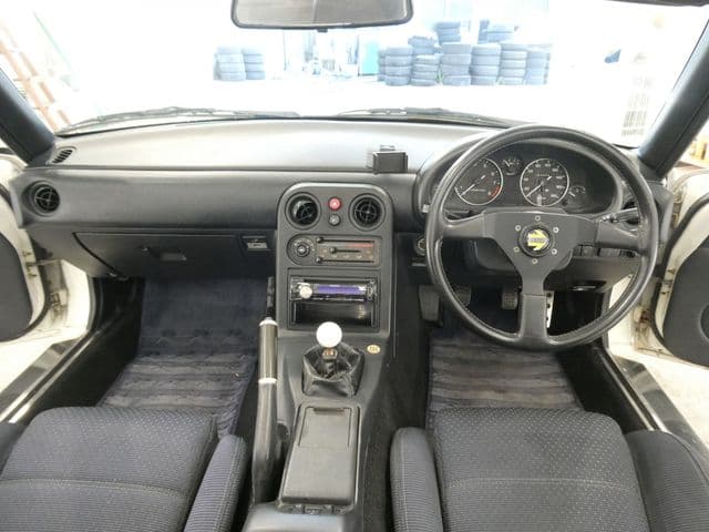 Car thumbnail 3