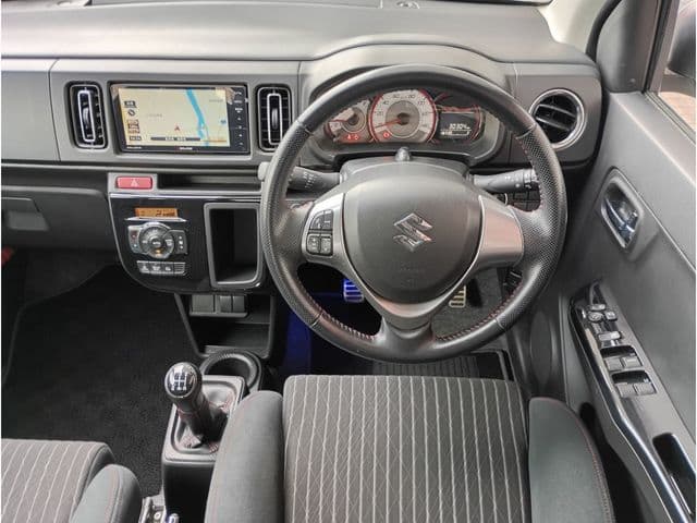 SUZUKI