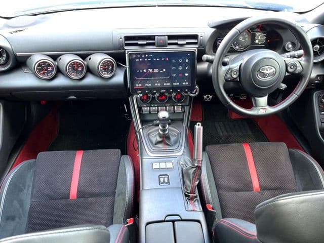 Car thumbnail 2