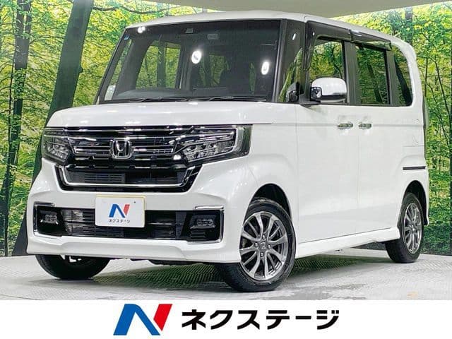 HONDA N BOX CUSTOM 4WD
